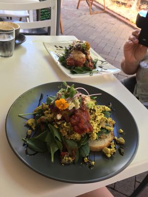 Dat scramble tho *drool* at Greenhouse Cafe in Caloundra