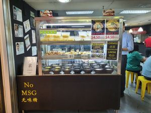 Noodles shop at Mummy Yummy Stall in Central Singapore