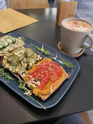 Fancy toast and pumpkin spice latte at Vegan Inspiratsioon in Tallinn