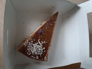 Salted caramel cheesecake at Vegan Inspiratsioon in Tallinn