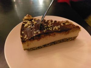 Snickers cake at Vegan Inspiratsioon in Tallinn