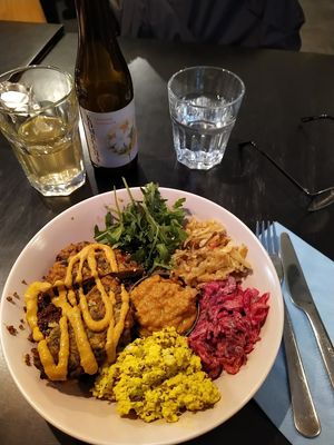 Lunch bowl at Vegan Inspiratsioon in Tallinn