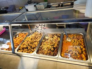 Dishes at Come On Veggie Cafe in Kuching