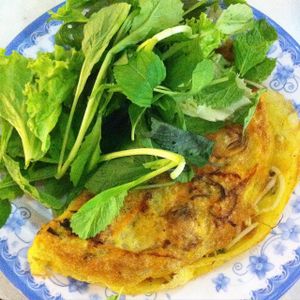 Bánh xèo at Thien Y - Yersin in Nha Trang