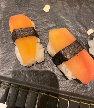 Nigiri pomodoro  at Zushi in Turin