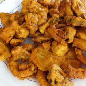 vegan pakora mix at Ai Canopi in Trento