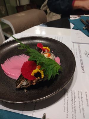 Maki taco at Romeow Cat Bistrot in Rome