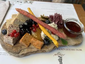 Tagliere di formaggi   at Romeow Cat Bistrot in Rome