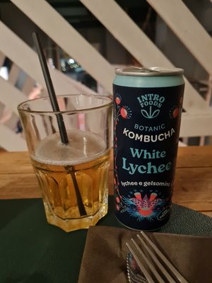 Jasmin kombucha at Romeow Cat Bistrot in Rome