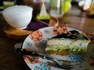 raw cake with white chocolate and green tea at Romeow Cat Bistrot in Rome