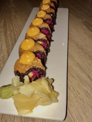 Muuuuy delicioso 🤩😍 at Beyond Sushi in New York City