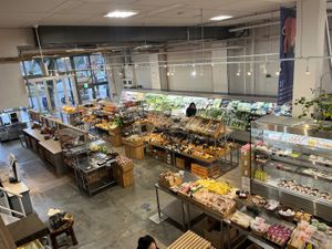 Lots of fresh food availablee  at Kitsch et Bio in Nagoya