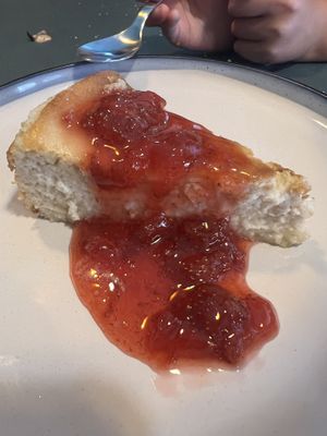 La mejor tarta de queso que has probado en tu vida  at Estacion Quimera in Malaga