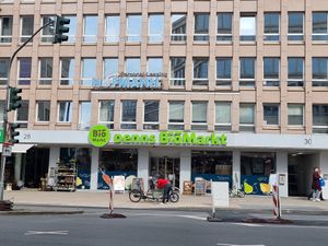 Front at denn's Biomarkt - Wehrhahn in Dusseldorf