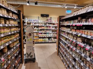 Aisles at denn's Biomarkt - Wehrhahn in Dusseldorf