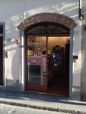 storefront at SweeThings.eu in Florence