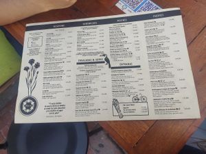 Menú at Ikaro Cafe in Santa Marta