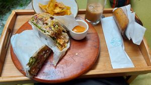 ¡Vivo Mexico! at Ikaro Cafe in Santa Marta