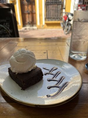 Brownie with ice cream  at Ikaro Cafe in Santa Marta