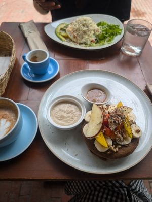 Pancake comes with honey so beware if you do not eat honey at Ikaro Cafe in Santa Marta