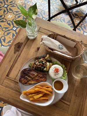   at Ikaro Cafe in Santa Marta