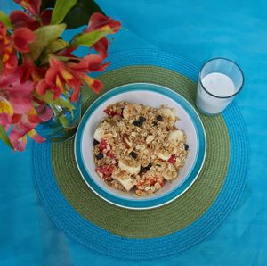 Müsli: Swiss Breakfast with Coconut Milk at Ikaro Cafe in Santa Marta