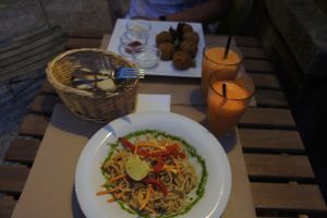 asian salad, house juice, falafel at Kafe Botanika in San Sebastian