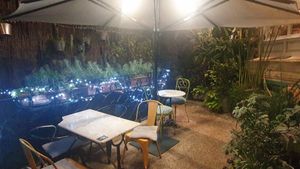  at Kafe Botanika in San Sebastian