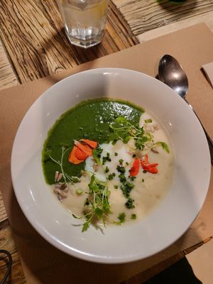  at Kafe Botanika in San Sebastian