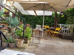 Outside seating area at Kafe Botanika in San Sebastian