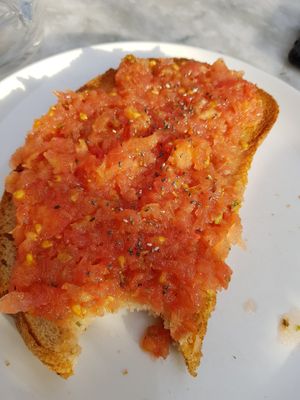 Pan con tomate at Kafe Botanika in San Sebastian