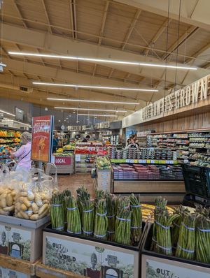Store - produce section at Whole Foods Market in Oakville