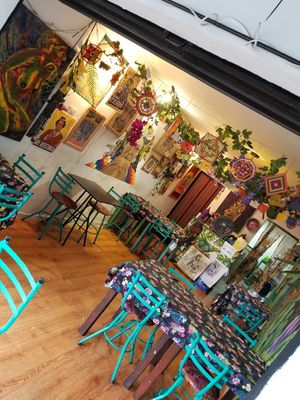 Thr decor is really nice at Flor de Loto in Cali