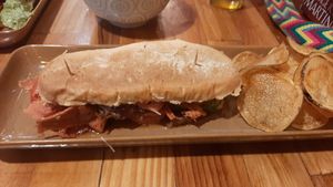  at Flor de Loto in Cali