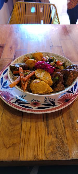  at Flor de Loto in Cali