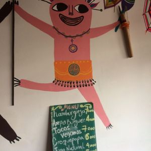 wall painting at Flor de Loto in Cali