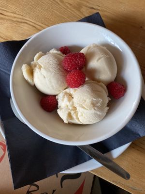 Vegan icecream with raspberries at The Bird Cage in Malmesbury