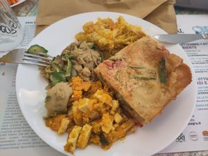 A bit of everything at La Gastronomia Veg in Turin