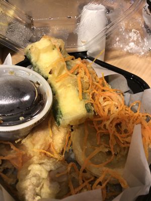 Vegetable tempura at Sushi Zushi in San Antonio