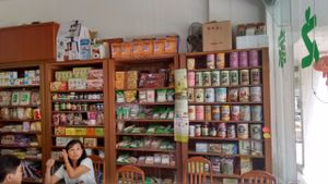 Veggie and organic food at Nature's Harvest Cafe in Central Singapore