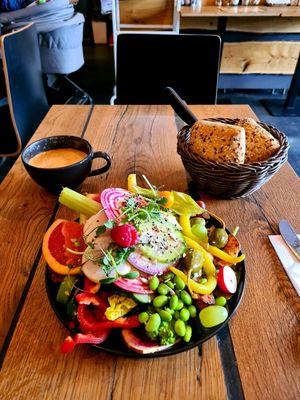 Savory breakfast at Geh Veg in Berlin