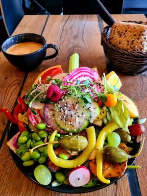 Savory breakfast at Geh Veg in Berlin