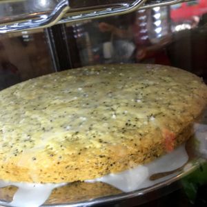 lemon poppy cake at Geh Veg in Berlin