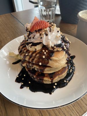 Bananen Pancakes  at Geh Veg in Berlin