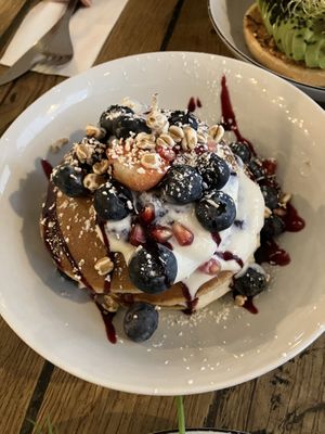Blaubeer Pancakes  at Geh Veg in Berlin