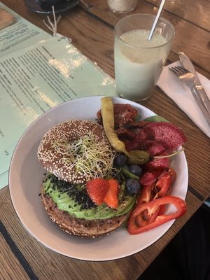 Herzhaftes Frühstück (savoury breakfast)  at Geh Veg in Berlin