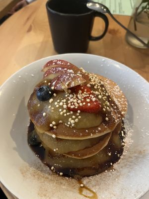 Apple pancakes - with caramel like sauce and cinnamon 😋  at Geh Veg in Berlin