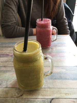 Smoothies at Geh Veg in Berlin