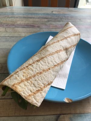 Veggie Mediterranean stuffed wrap (4,50€) at Geh Veg in Berlin