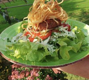 No-Bun-Burger at Vegano in Gross-gerau